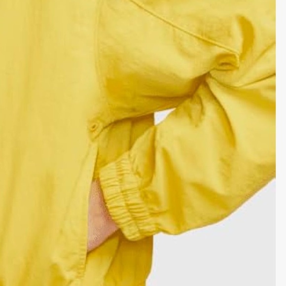 Nike Women's Sportswear Tech Pack Woven Long-Sleeve Pullover Oversized Fit - Picture 4 of 8